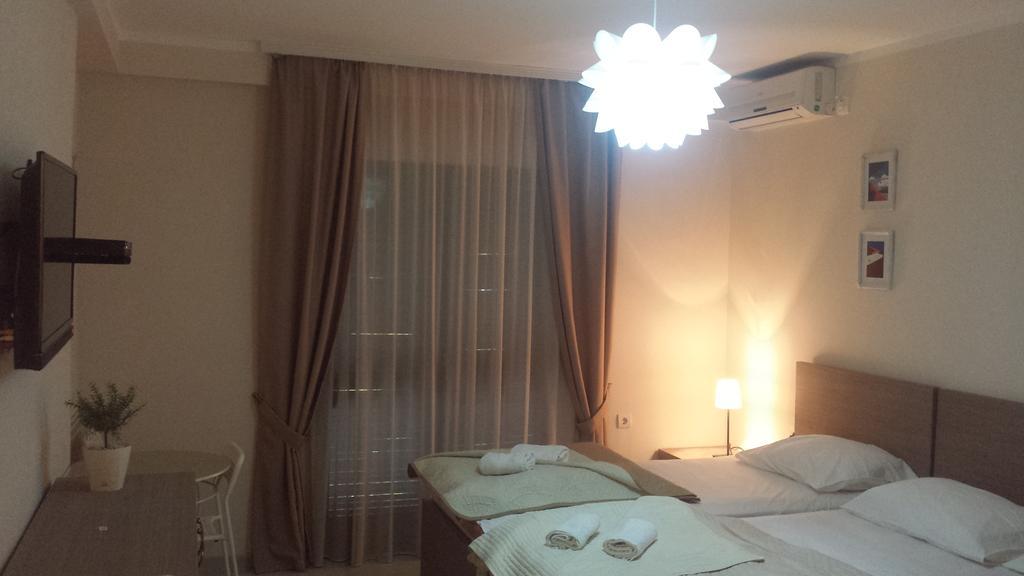 Apartments Fortunella Будва Стая снимка