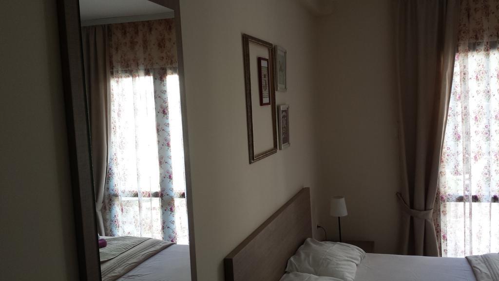 Apartments Fortunella Будва Стая снимка