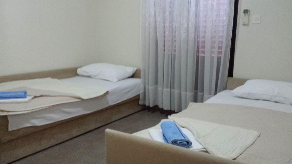 Apartments Fortunella Будва Стая снимка